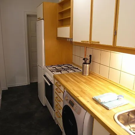 Bright 1-bedroom In Popular Osterbro
